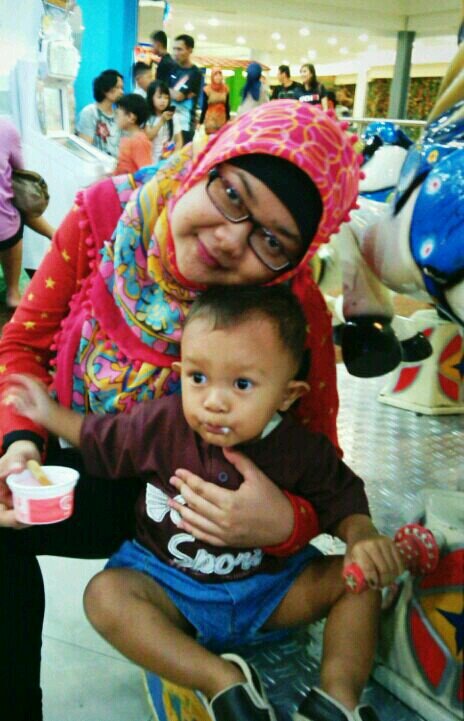 EflowOcha's profile picture. 