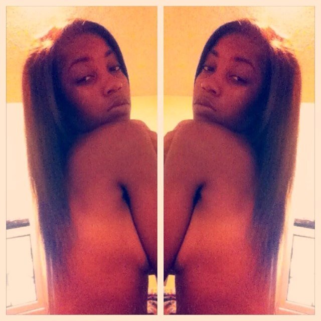 Ion like a non follower or fuck nigga!

Hit duh button