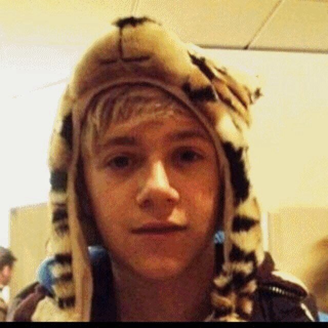 NIALL LOUI LIAM HARRY ZACK (ITS ZEN) WHATEVER U SAY BIG GUY,LOVE MY FOLLOWERS ) I FOLLOW BACK 100%. LONDON