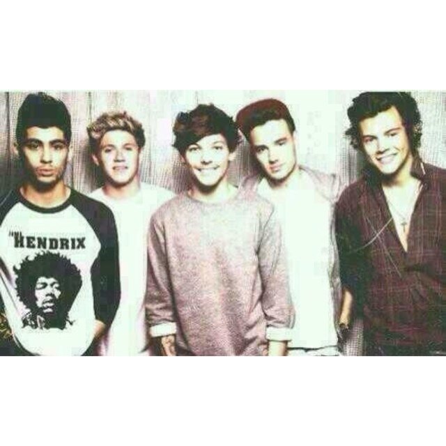 I gave you a free follow, go and follow @isheeraddict and @psychomsen please ♡ xx