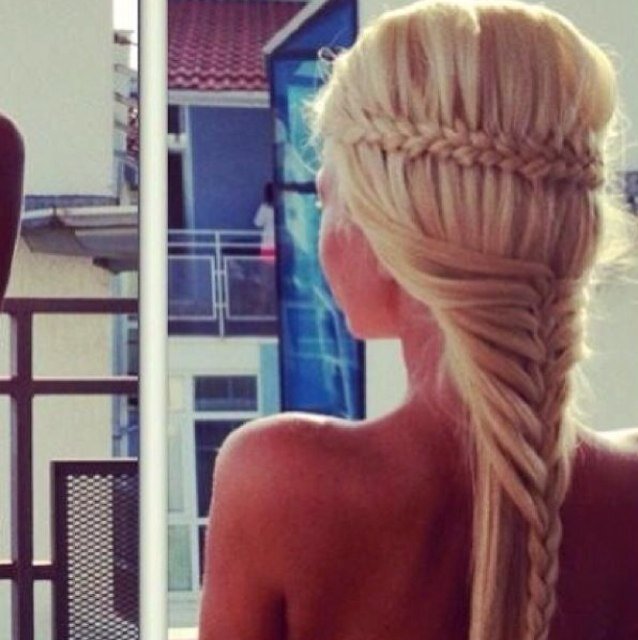 Encuentra aquí tus extensiones de pelo natural al mejor precio y de una calidad máxima, tambien todo para hacer tus uñas, mandanos un MD para más información.