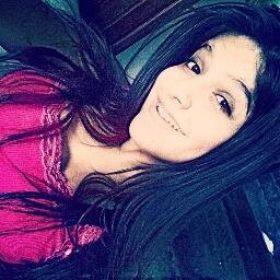 Nathália,Gaúcha,14 anos, belieber,selenator,lovatic, directioner ♥♥