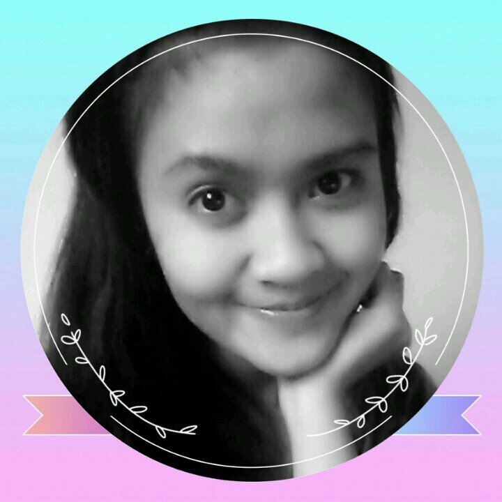 monandaa's profile picture. 