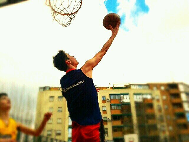 🏀