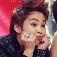 i love beast and EXO especially yo seob ang Xiumin :) 3
follow me i'll follow you back :)) yang yo