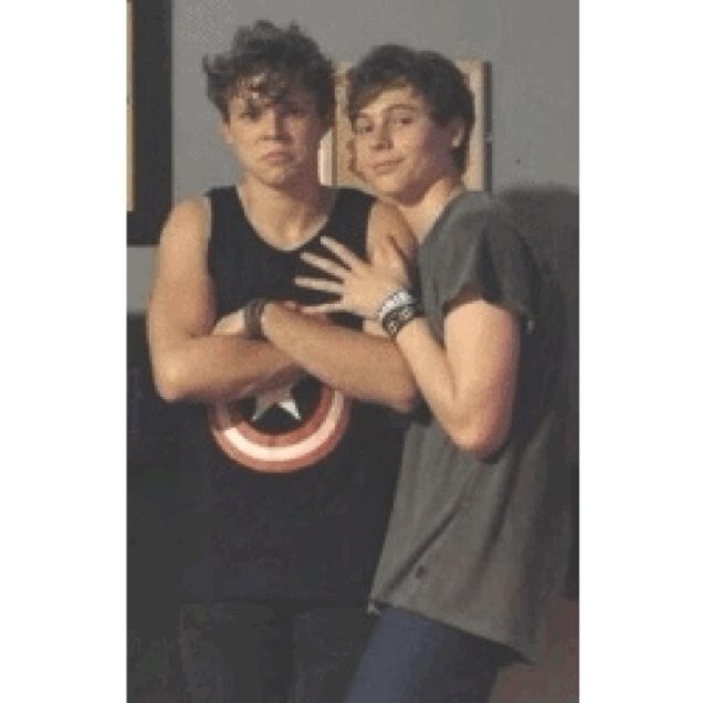 // pls follow @niamsanity //