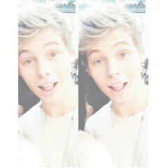 Luke Hemmings | 17 | My love @Furious_Lil Kocham cie |1/4  5 Seconds Of Summer