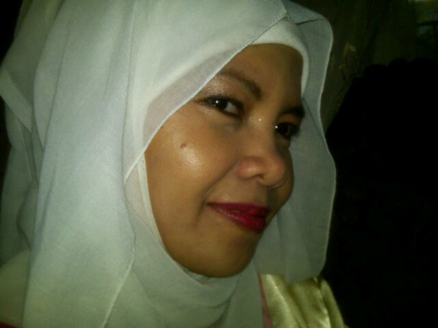 Sonya is my name ...Indonesia is my country... Islam is my religion ... I'm proud n love my life !!!!