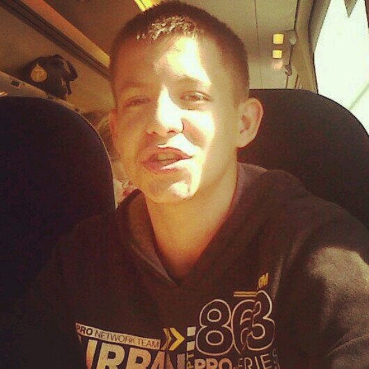 Follow Me I Follow Back.   Go And Follow Me On Instagram   SHIELDSY402