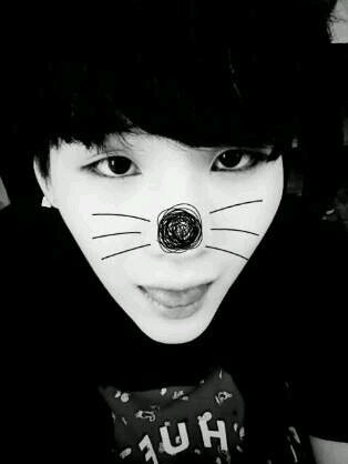 BTS `SUGA´ : บอท [เมะแตก#ห้ะ] \ สถานะ : หวานing [-อยู่ในช่วงปรับปรุง-] \ ที่อยู่ : ใน♡A.R.M.Y [เยิปป] \ real : @BTS_twt [ต ะ วิ ด เ ต๊ อ ร์]