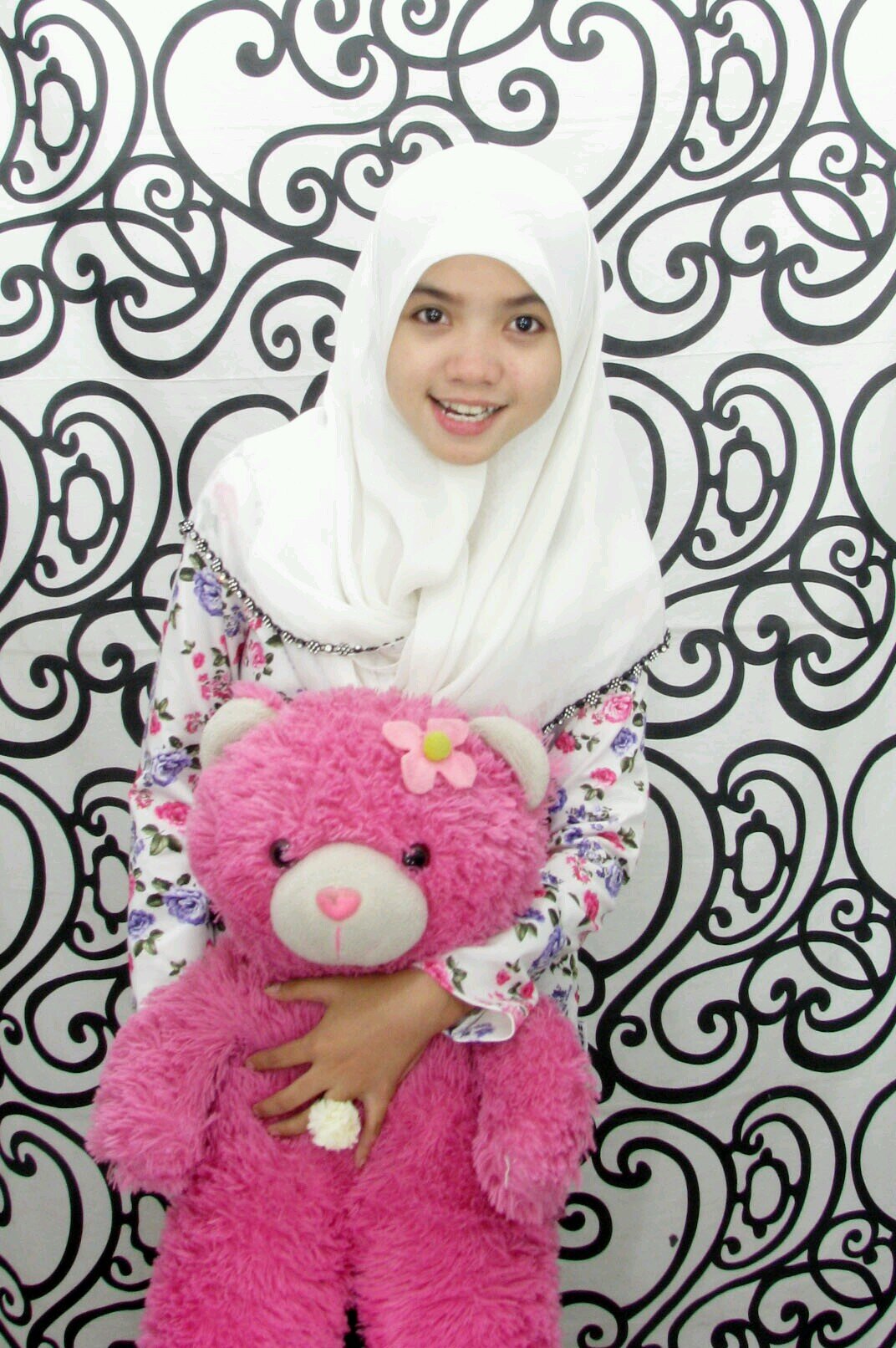 :: aLwaYs LoVe You :* :* :* ....
 ( SaiiaNk Kamu ThoK Sak Lawasee )
 :* {}