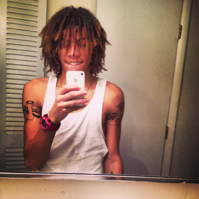 Most Niggas Worryed bout a Bitch im worryed bout a Dollar $ign