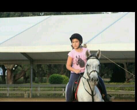 Susan ♥ una yeguita unica! ★ es la mejor ★ con ella he saltado un poco mas de1.05m es la mejor ♥♥
