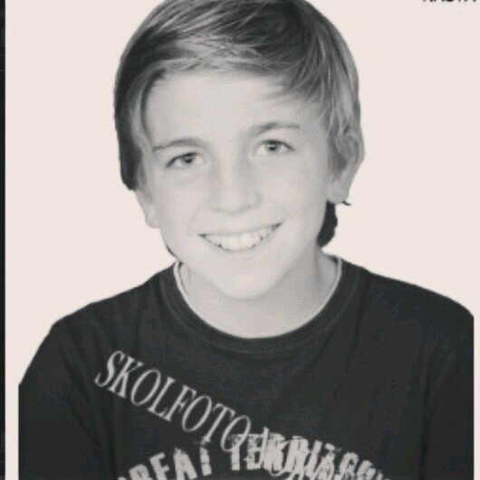 FredrikEkerfors's profile picture. Hello ^^ 11 years old, Gothenburg, Sweden.     Hej ^^ 11 år gammal, Göteborg, Sverige