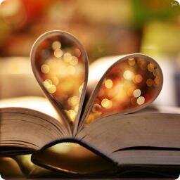 cool chick who loves  books, fashion, movies, music, food and dancing.
