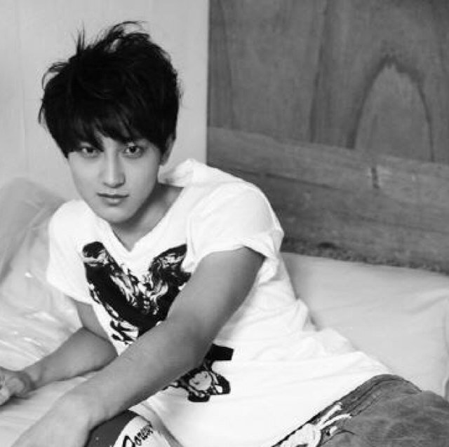 TAO EXO-M  
ชอบอยู่ในดีเอ็ม