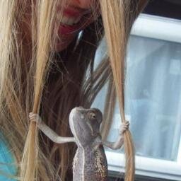 читаю взаимно. просто пообщаться. мечтаю отдохнуть в таком уголке. #Followback