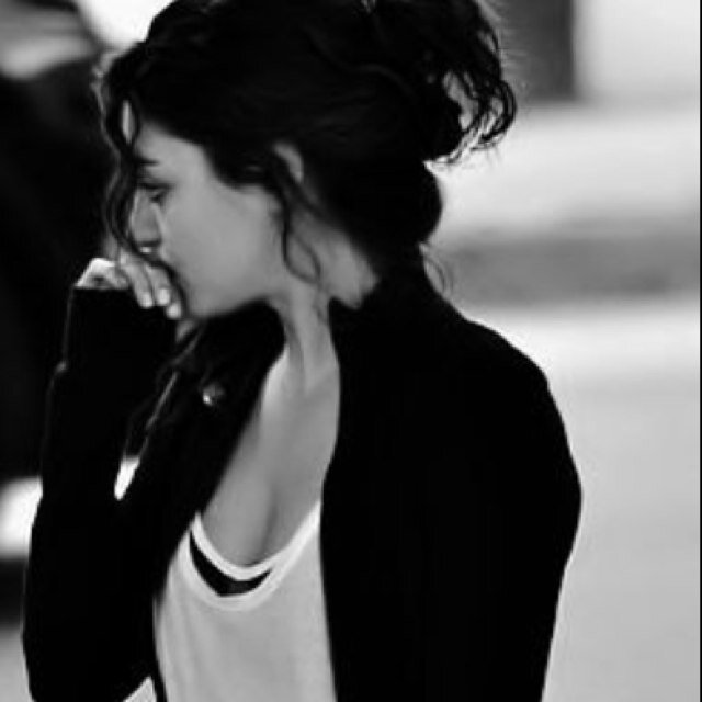 Noona19911's profile picture. ...عزة النفس نُقطة ، إنتهى عِندها ألف صديق