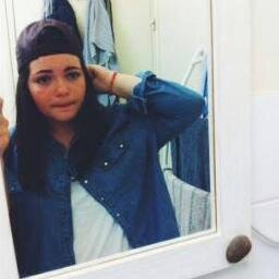 Flavi_Tomlinson's profile picture. @kevadamsss,@onedirection, ♥ don't let the world change your smile,  but let your smile change the world - Liam ♥