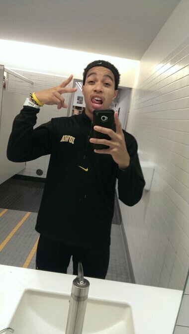 University of Iowa #HawkeyeNation!! #Hurdler'sWorld You'll like me, guaranteed!!