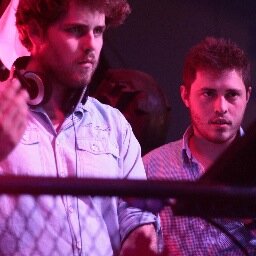 Is a French DJ of electronic music from Bordeaux. Discover and enjoy !