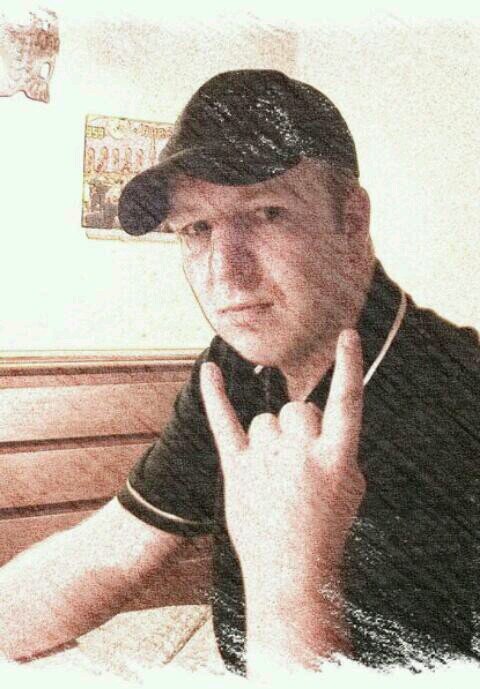 bouwvakker, bassist bij King Fool