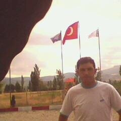 Gittiğin yerde boşluk dolduran değil gittiğin zaman boşluğu doldurulamayan  ol@galatasaray@hobilerim http://t.co/hARxld2QlW yüzmek ve kayaky apmak