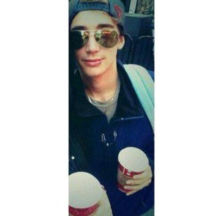 i love the janoskians, they are my life @lewkbruckz is my main account