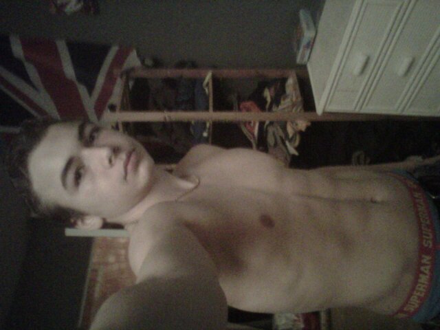 SNSBOYS's profile picture. J'en ai plus rien a branlée, comme en manchot