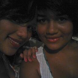 soii una chica alegre, soñadora, honesta, de buen corazon,  soii tanto de lo que me den.