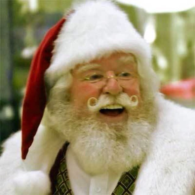 A kiss under the mistletoe? A christmas cuddle? A new sweater? The special question from a special someone? What would you like for christmas?
