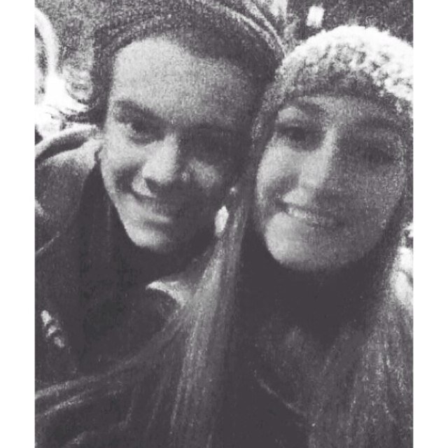 FREE FOLLOW!! dont follow back on this account if u want please FOLLOW MY MAIN ACCOUNT @itsemmex3!! :) thank you