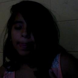 Soy alegre , inteligente jejeje y amo a los 1D