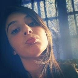 Não tenho muito que fala de mim ;B (Sou tímida) 
Facebook:https://t.co/DrtntKhx9S
Tumblr: http://t.co/lQZmmd9LtA