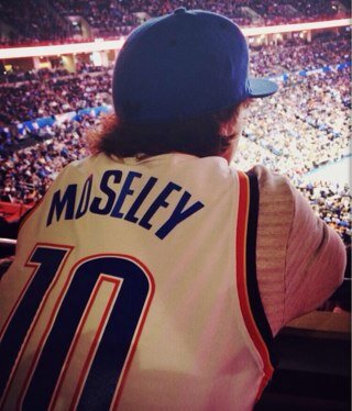 it all revolves around one person:@WILLPMO. Our heart it's yours
fan club owner: @pixiesky_