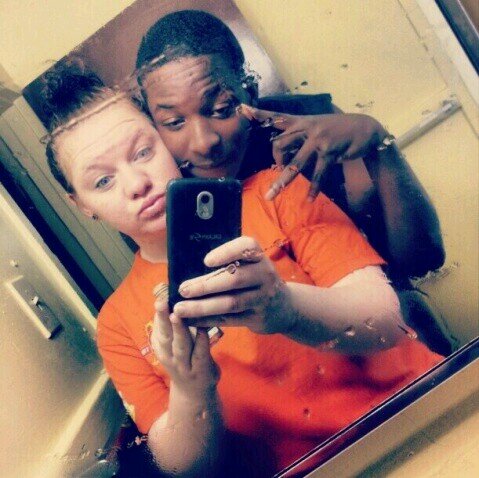 FrOm ThE LaNd Of PuSSy,MoNey&ThA KuSh DhAt HaVe Yu SEEing FrUity CoLoRs