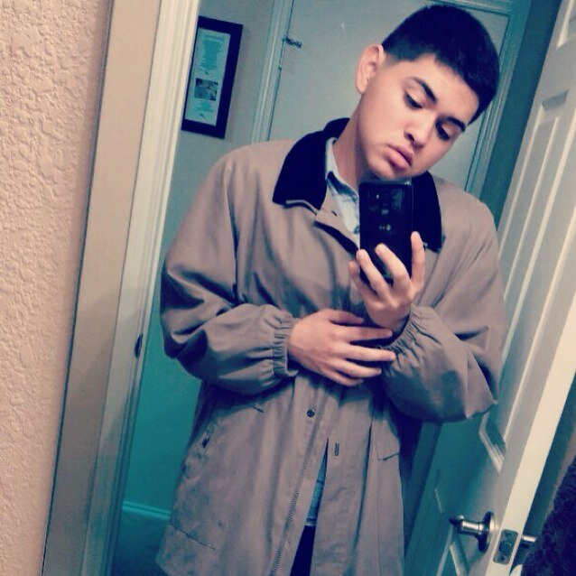 Ayo_johnjohn's profile picture. 