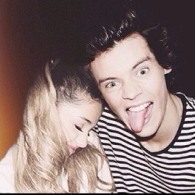 Hi I'm Andrea ♡12-25-12♡ ♡@HotStyles_Twin3♡ ♡My One & Only♡ Twin ♡@Love_youcutie♡ ♡Married 12/25/13♡ Sons:@SeanSexy_Styles @Hot_StylesSon