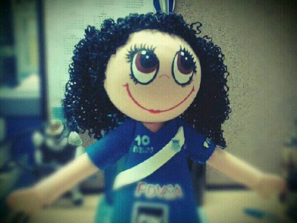 Emelec en el corazón, agradecida con la vida que me ha dado tanto. Animalito sin correa es de quien lo vea 😊. Mis tesoros 🐶🐱🐱