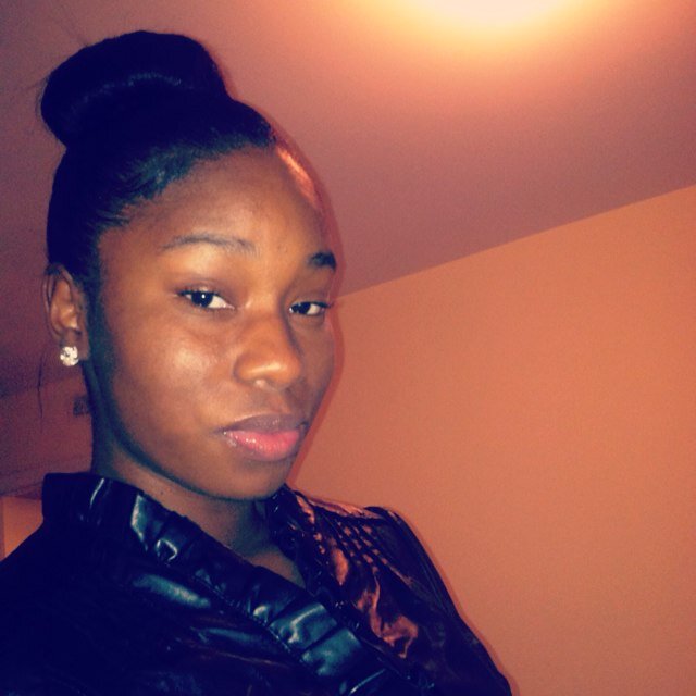 |20| Mother of two  Beauty,Brains & independent now follow into #EazyWorld RiP My angel Tristian