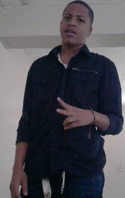 Conocido no es Amigo & Sexo no es Amor ! Mis Mujeres #Michel, #Dileysi & #Yari Nunca podrás sacarme de tu mente! I♥Love Listening to Music 1 Conoceme 2 Juzgame