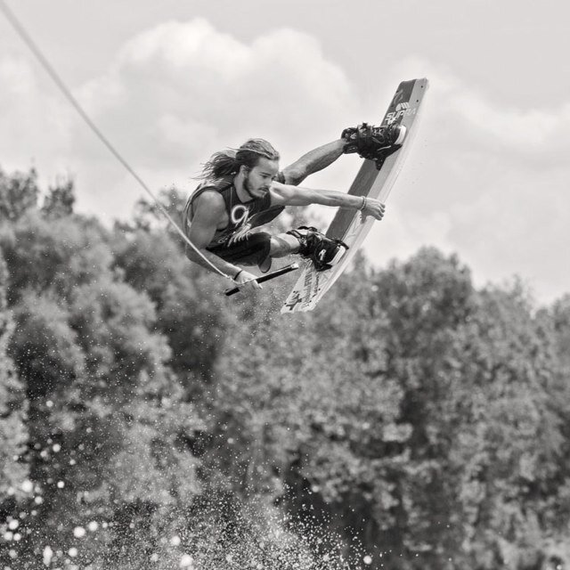 #wakeboarder, @supra_boats, @Backsidefive just trying to keep it #IRIE #OneLove #PayItForward Ig: @coleclements