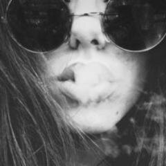 Gosto de maconha, bebedeira e fim