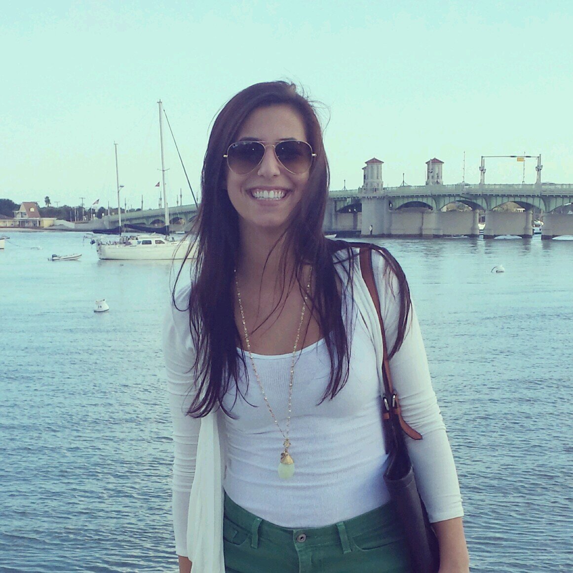 ❤️ FSU Alumni 🧡· Marketing Coordinator ⚖️ · Crazy cat lady 🐱 · Avid concert-goer 🎸 · Yoga Teacher 🙏