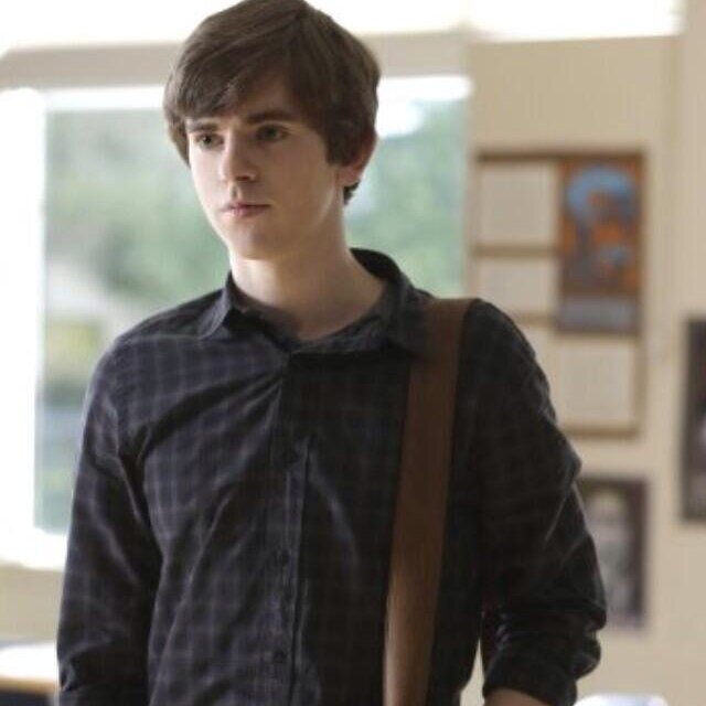 AlCuivre's profile picture. What's a girl? | 5th Year Ravenclaw | Older: @MrCuivre