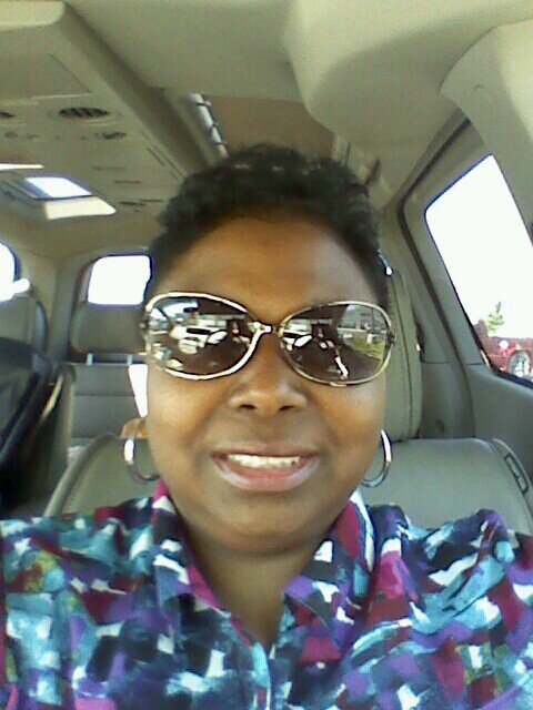 deannamocha's profile picture. 