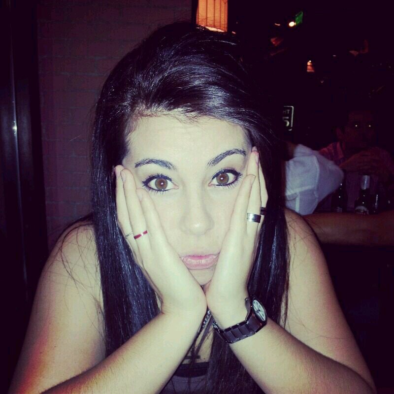 valerialuvera's profile picture. Locutora Nac.