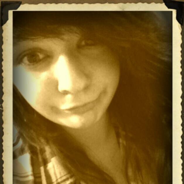 Hey, so there is this guy......:$ and then a youtuber ;3 Mrcreepypasta 3 uhhgg! Lol and then there's my youtuberness xD Windfall :3