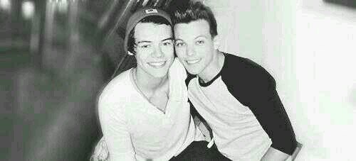 if you listen closely, you can hear louis gagging || really inactive because school/ no phone cries