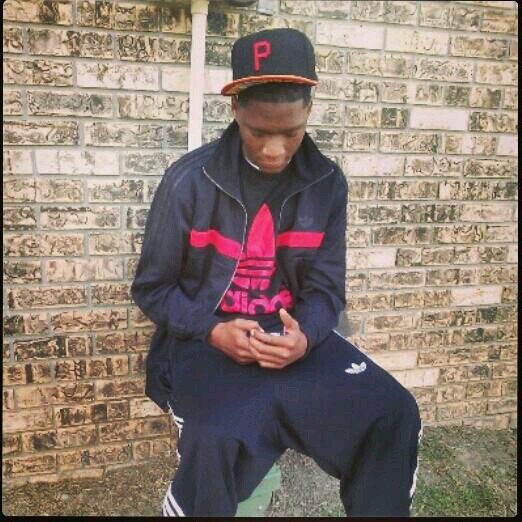 $M.O.E.$ Y.N.G.M. CTT Westside Double S ENT... Follow meh on insta @ run_them_bands_up.... kik meh @ Lil_Tre_300... Real Nigs I Salute